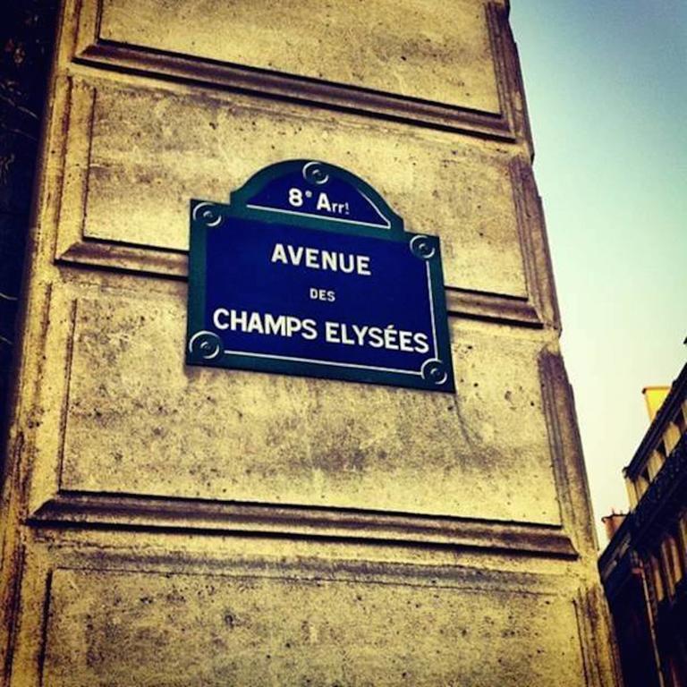Apartmán Private Studio - Avenue Des Champs-Elysees Paříž Exteriér fotografie
